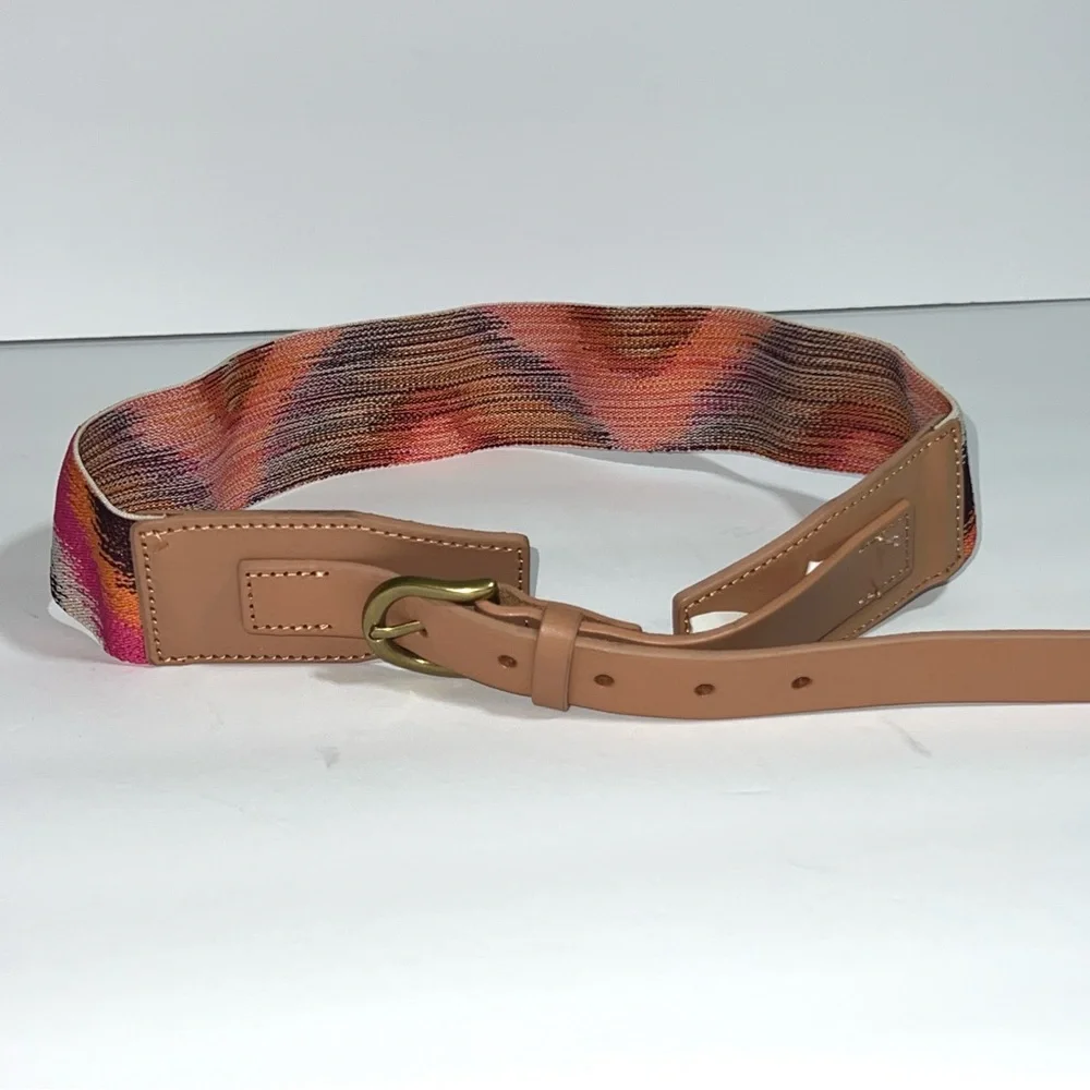 NEW Loft Aztec Elastic Textured Stretch‎ Cow Leather Woman’s Belt Small Stretchy